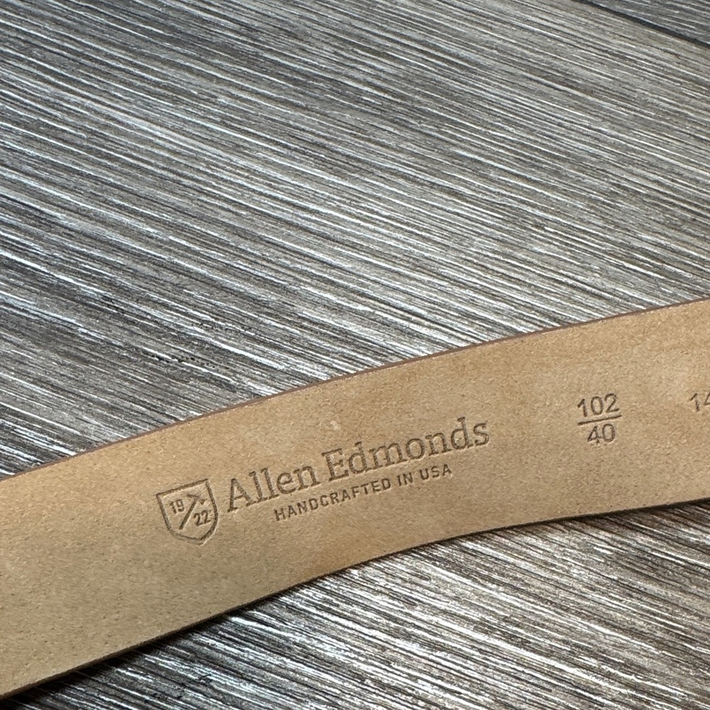 Allen Edmonds Men's Tan Leather Belt - Picture 3 of 4